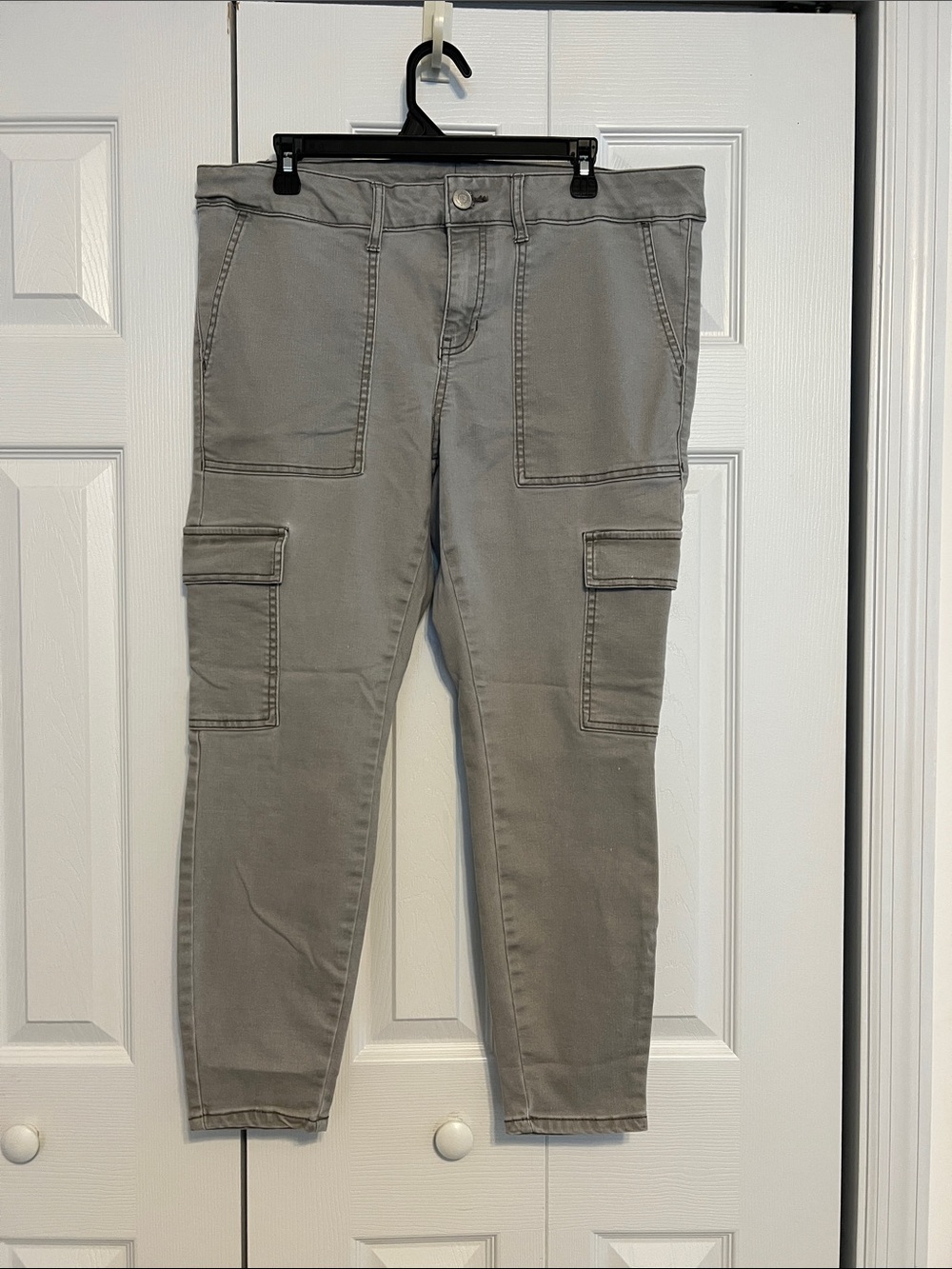 True Craft Olive Gray Skinny Cargo Jeans